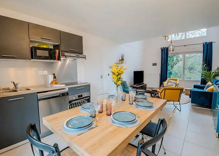 Pegasus - 3 - Parkings - By Primo Βίλα