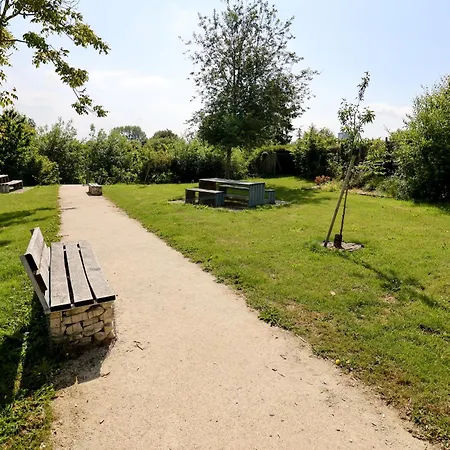 Pegasus - 3 - Parkings - Jardin Villa Benouville (Calvados)